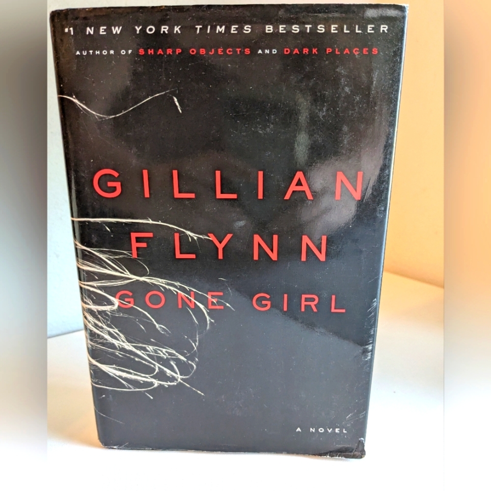 Gone Girl Hardcover Book Wear On Jacket